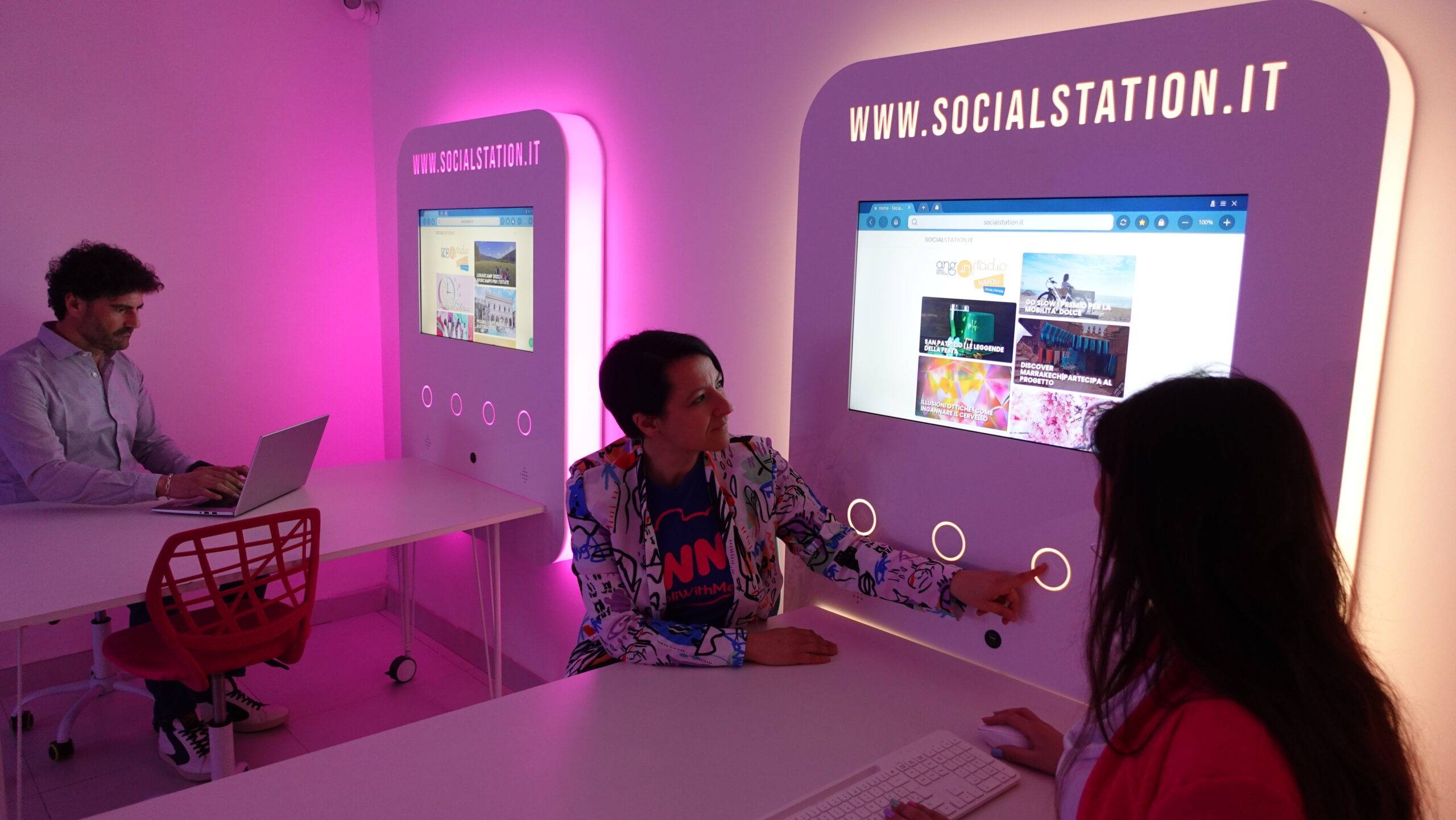 SocialStation La Prima Piattaforma di AI Cooperativa
