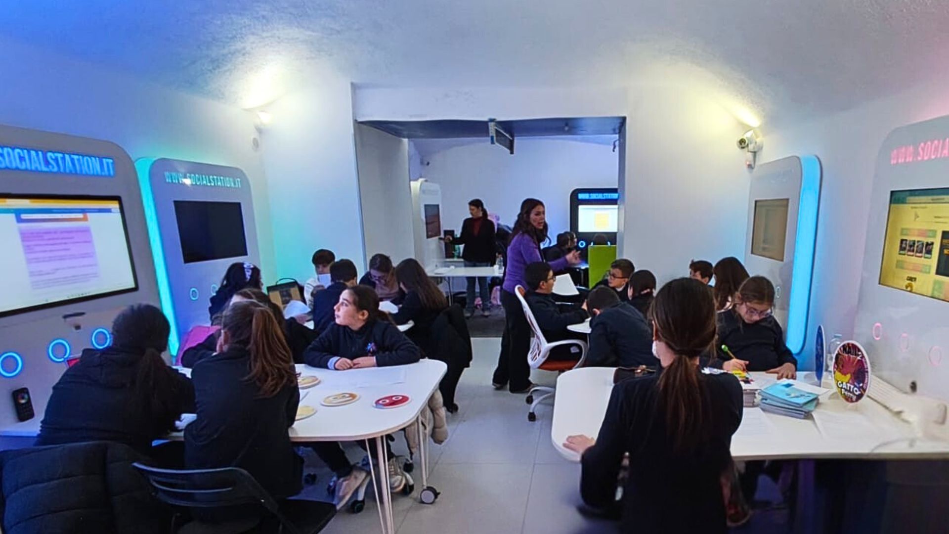 Social Radio all’Ic Aldo Moro di Napoli per Una scuola possibile